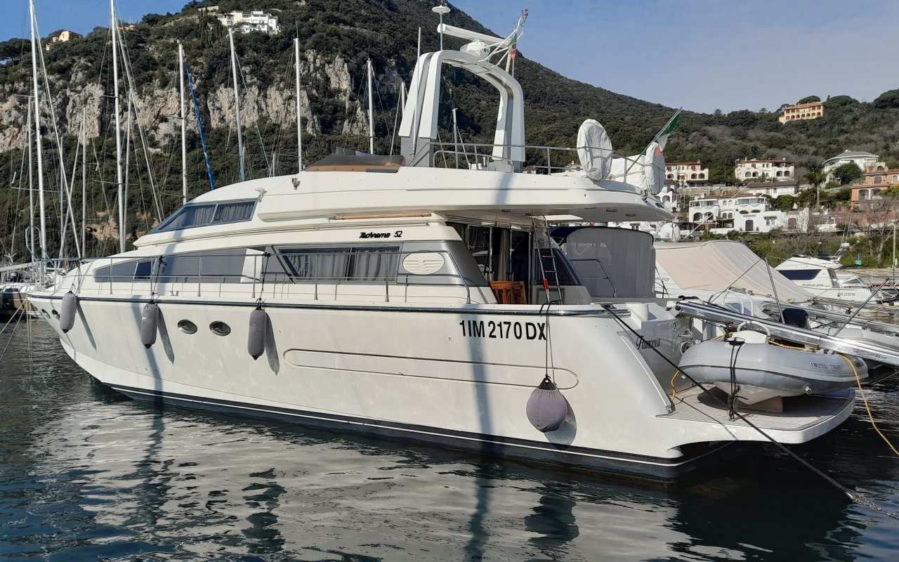 POSILLIPO TECHNEMA 52'